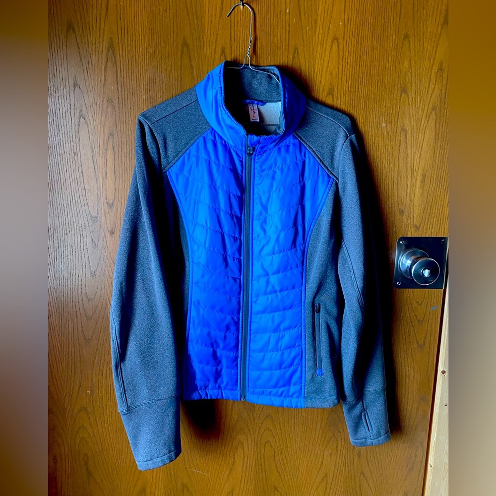 Long sleeve wind braker
